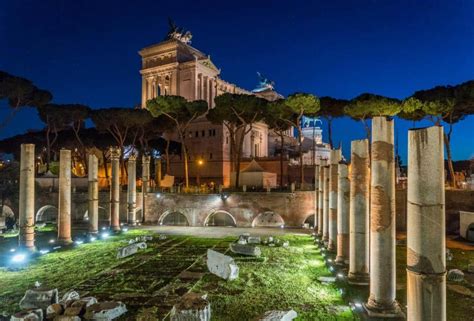 basilica ulpia fendi|Monuments of Rome .